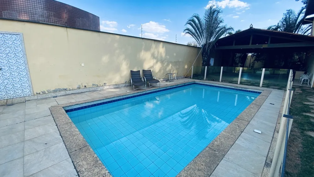 Casa, 4 quartos, 350 m² - Foto 1