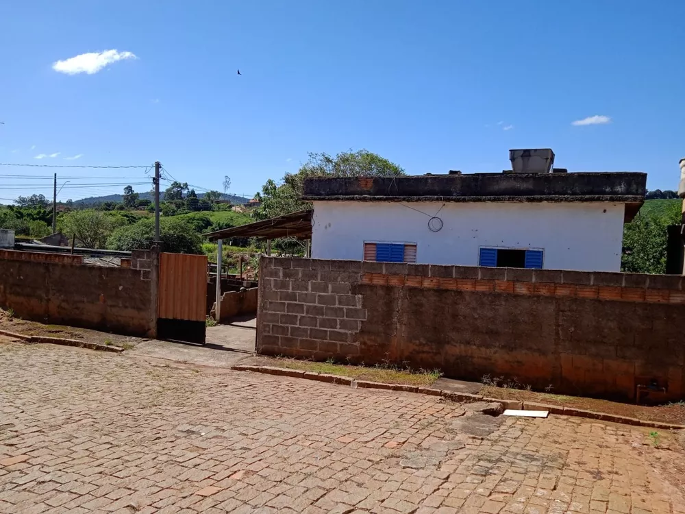 Casa à venda com 2 quartos, 500m² - Foto 2