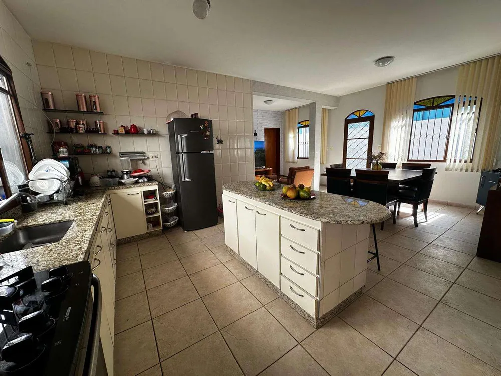 Casa, 5 quartos, 170 m² - Foto 9
