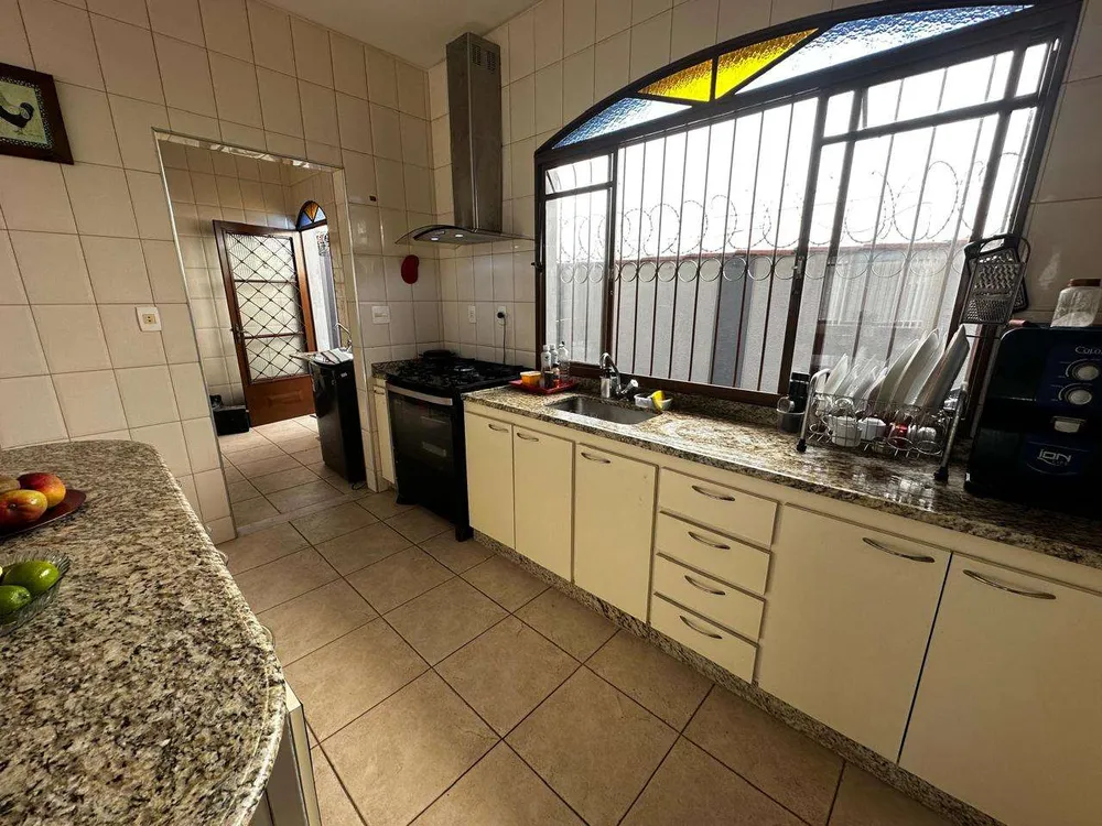 Casa, 5 quartos, 170 m² - Foto 8