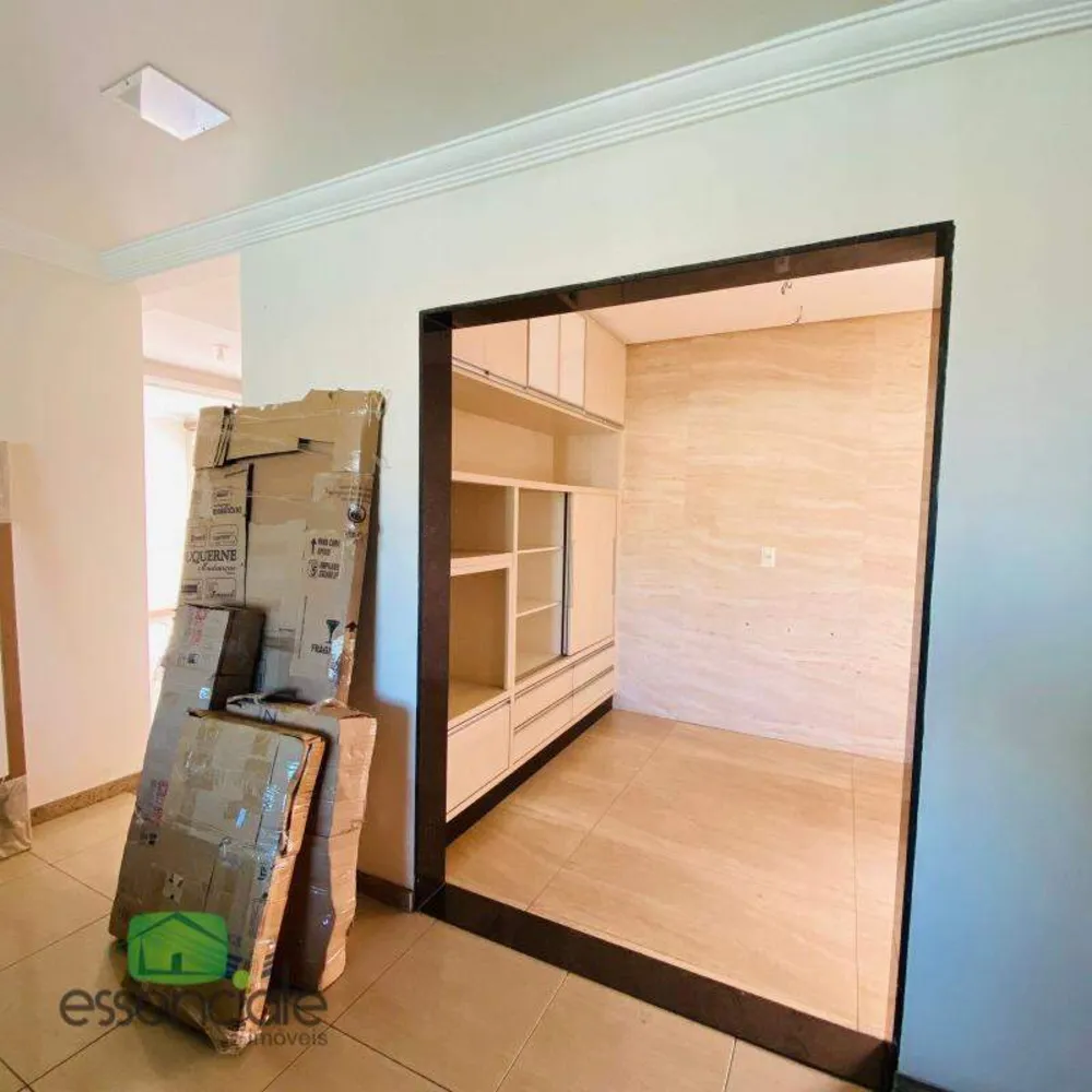 Casa, 4 quartos, 200 m² - Foto 3