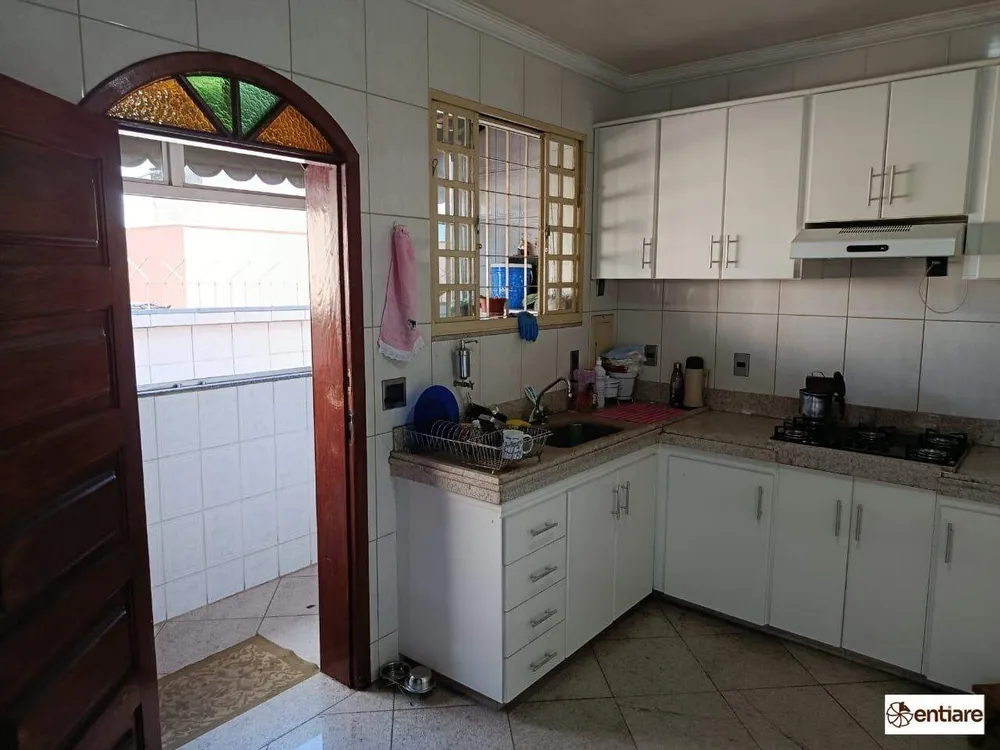Casa, 3 quartos, 291 m² - Foto 17