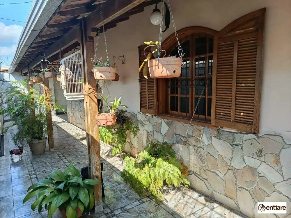 Casa, 3 quartos, 291 m² - Foto 2