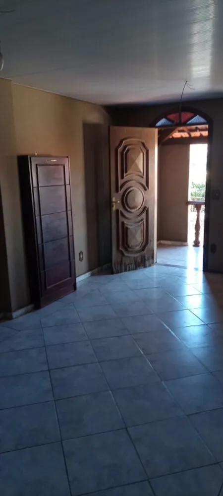 Casa, 3 quartos, 180 m² - Foto 1