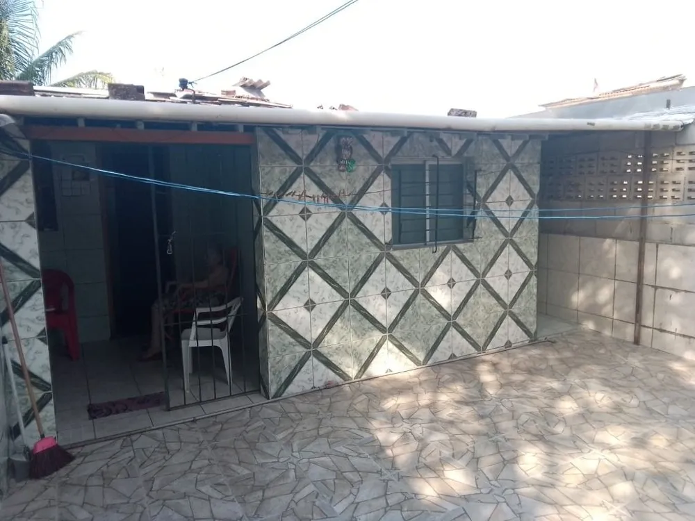 Casa, 4 quartos, 231 m² - Foto 2