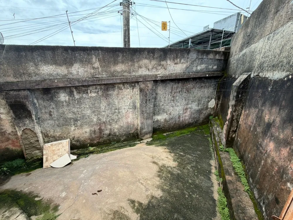 Casa, 5 quartos, 246 m² - Foto 1