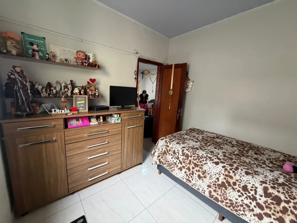 Casa, 5 quartos, 246 m² - Foto 4