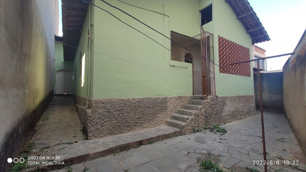 Casa à venda com 3 quartos, 130m² - Foto 4