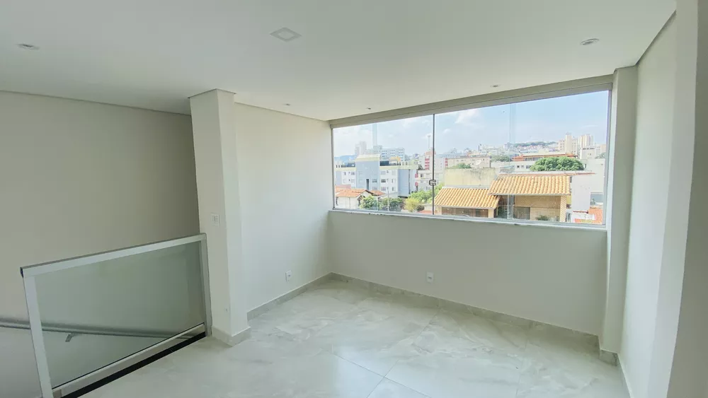 Cobertura à venda com 3 quartos, 140m² - Foto 1