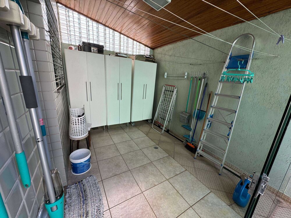 Apartamento à venda com 4 quartos, 282m² - Foto 17