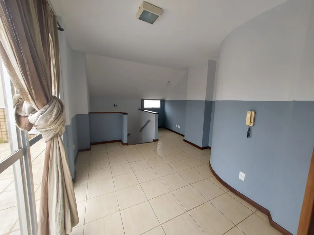 Cobertura, 3 quartos, 180 m² - Foto 2