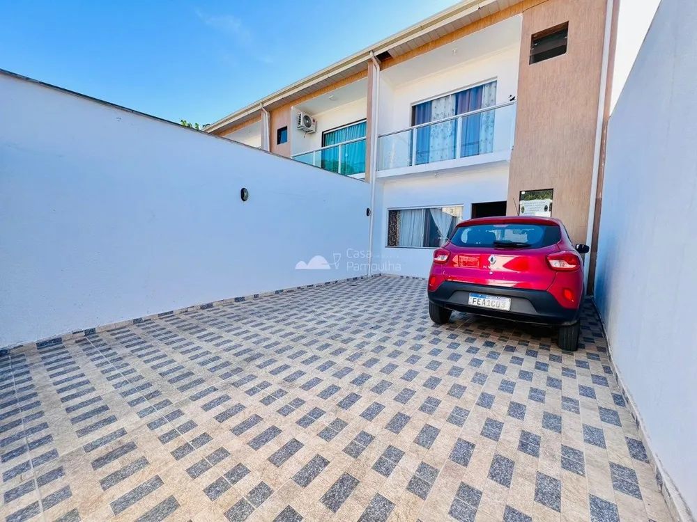 Casa, 3 quartos, 159 m² - Foto 2
