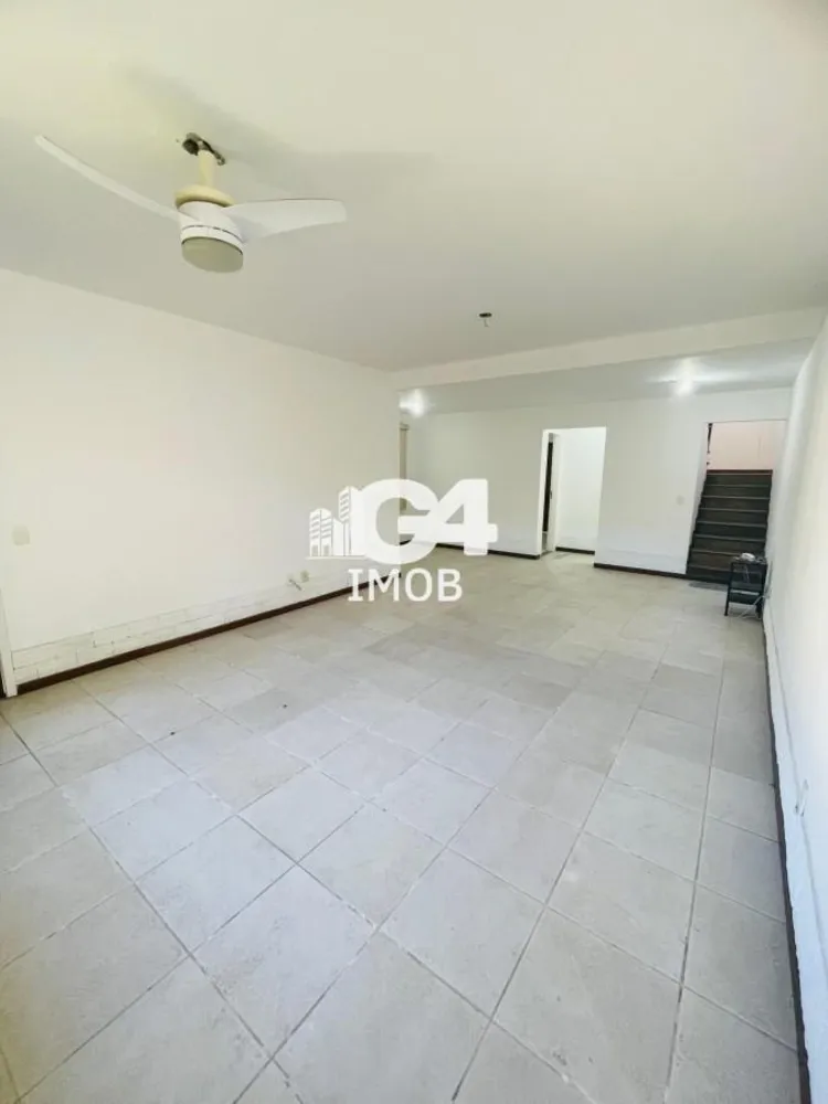 Casa, 3 quartos, 262 m² - Foto 3