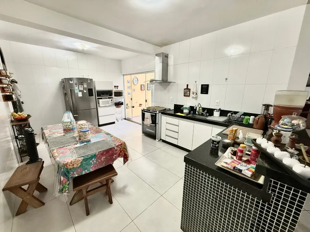 Casa, 5 quartos, 250 m² - Foto 8