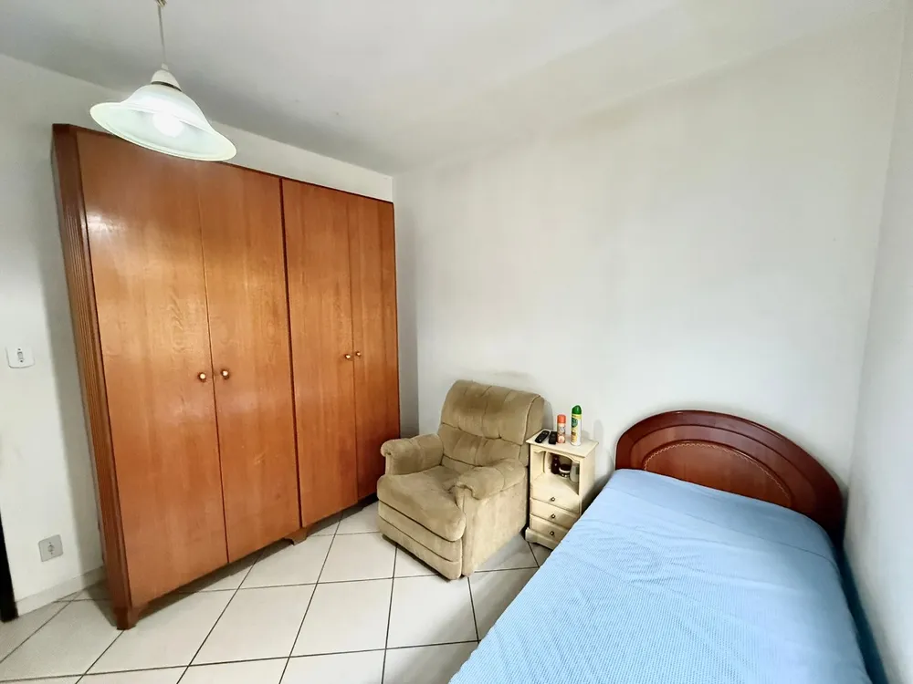 Casa, 5 quartos, 250 m² - Foto 1