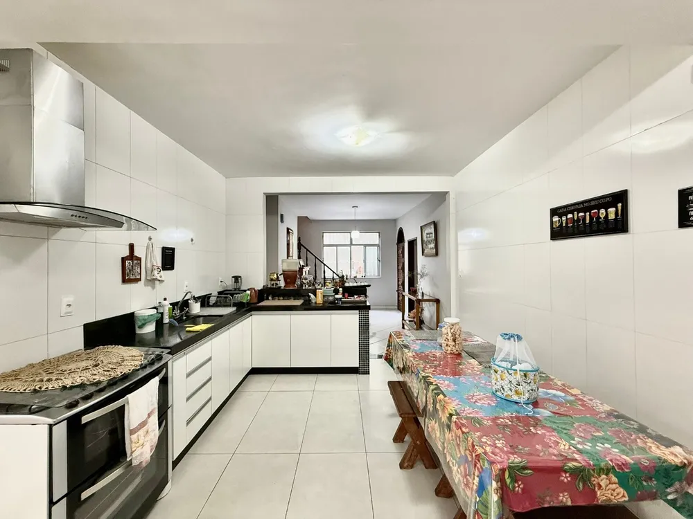 Casa, 5 quartos, 250 m² - Foto 12