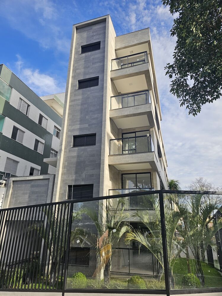 Apartamento à venda com 4 quartos, 127m² - Foto 2