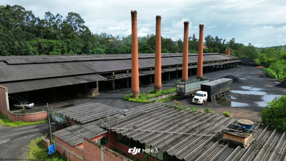 Loja-Salão, 11390 m² - Foto 1