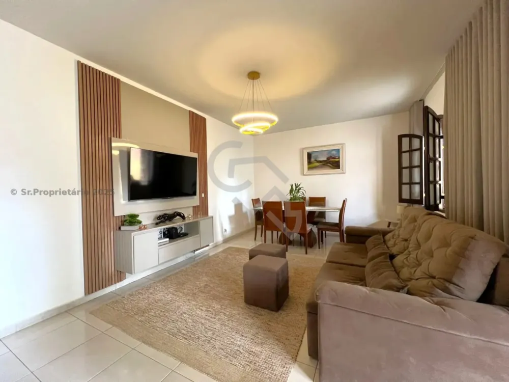 Casa, 6 quartos, 360 m² - Foto 1