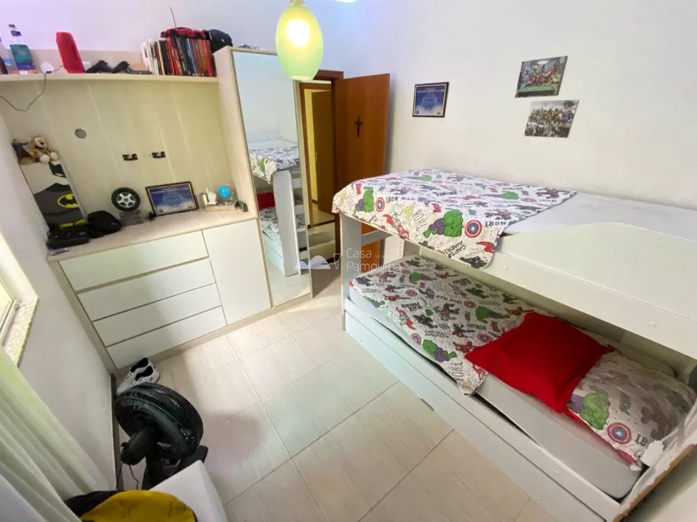 Casa à venda com 3 quartos, 220m² - Foto 9