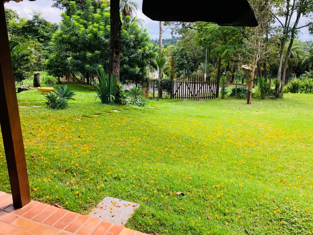 Chácara, 2 quartos, 1130 m² - Foto 1
