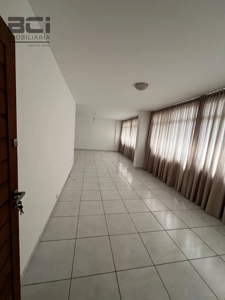 Apartamento, 3 quartos, 180 m² - Foto 1