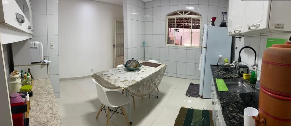 Casa, 2 quartos, 180 m² - Foto 1