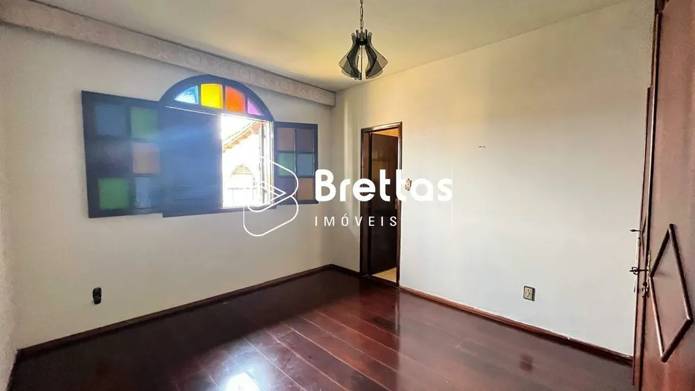 Casa, 3 quartos, 300 m² - Foto 4