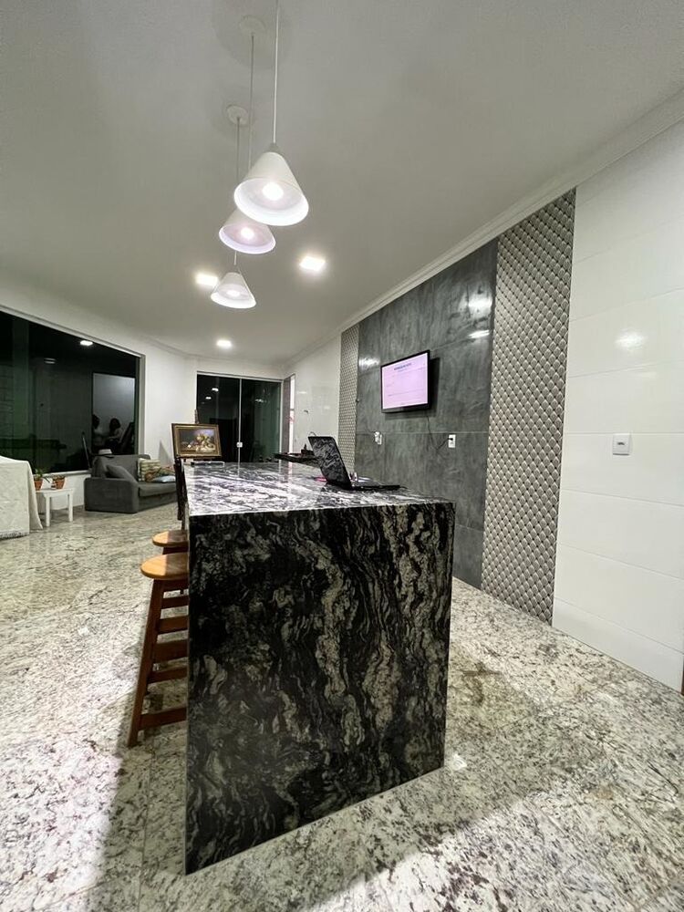 Casa de Condomínio à venda com 3 quartos, 195m² - Foto 4