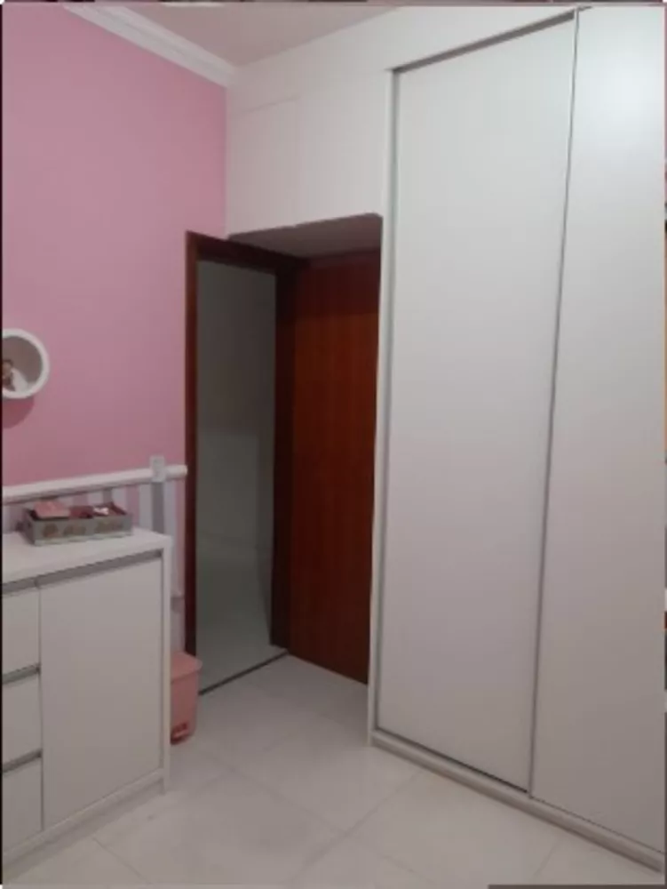 Casa à venda com 2 quartos, 180m² - Foto 25