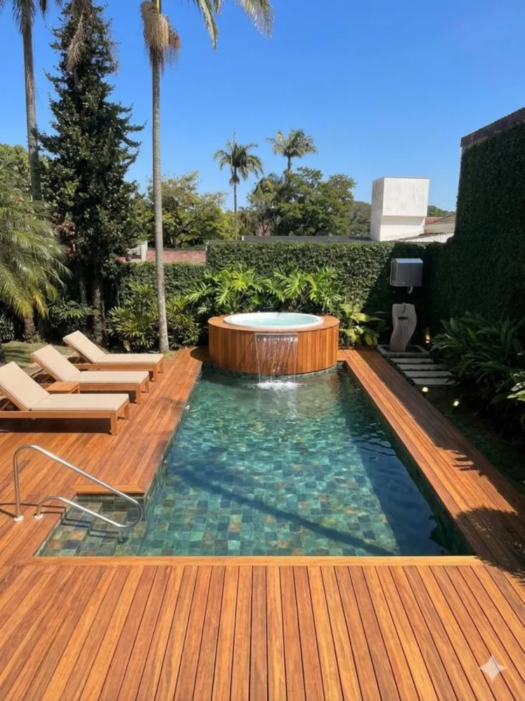 Casa, 5 quartos, 370 m² - Foto 1