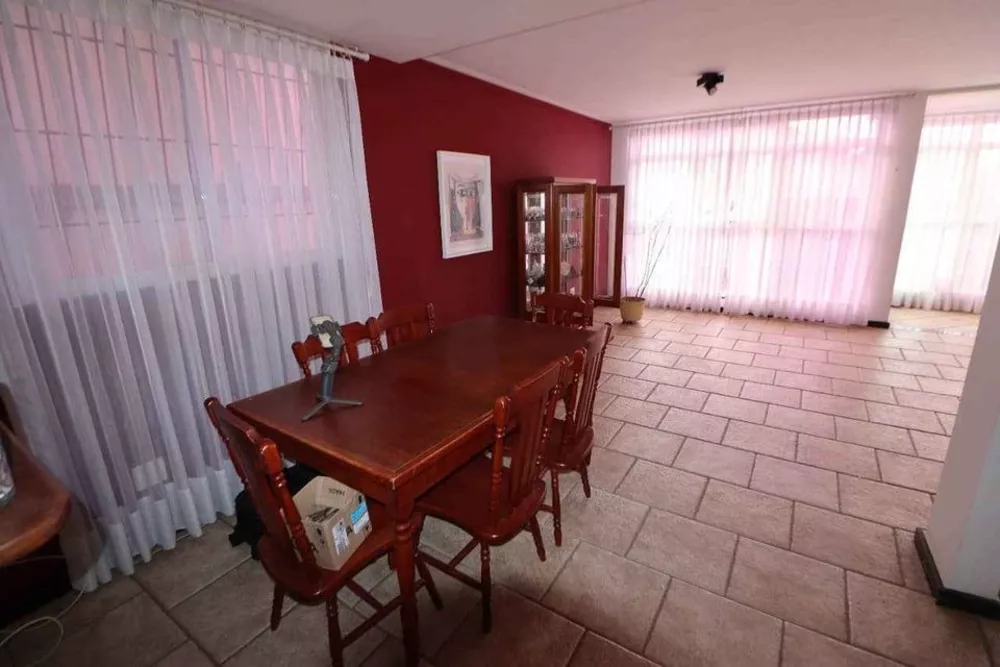 Casa à venda com 5 quartos, 490m² - Foto 4