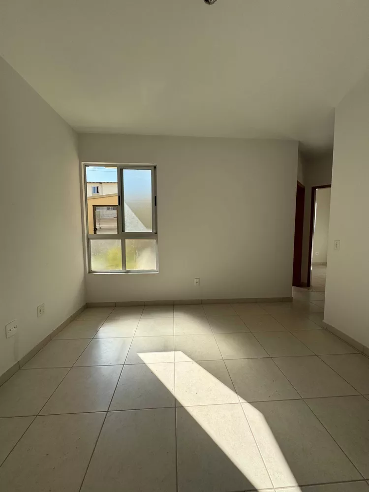 Apartamento à venda com 2 quartos, 70m² - Foto 1