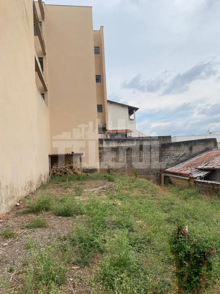 Terreno, 244 m² - Foto 2