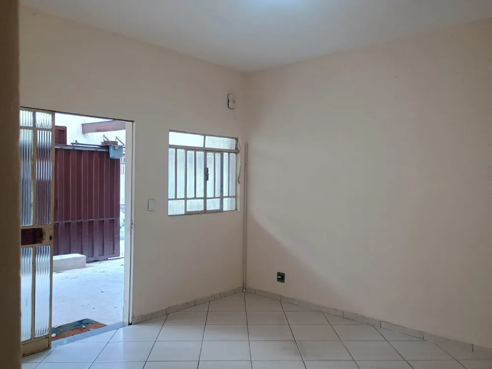 Casa, 4 quartos, 380 m² - Foto 2
