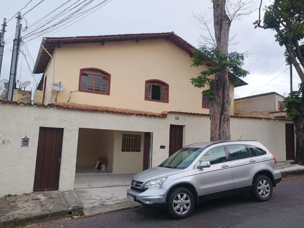 Casa, 4 quartos, 380 m² - Foto 1