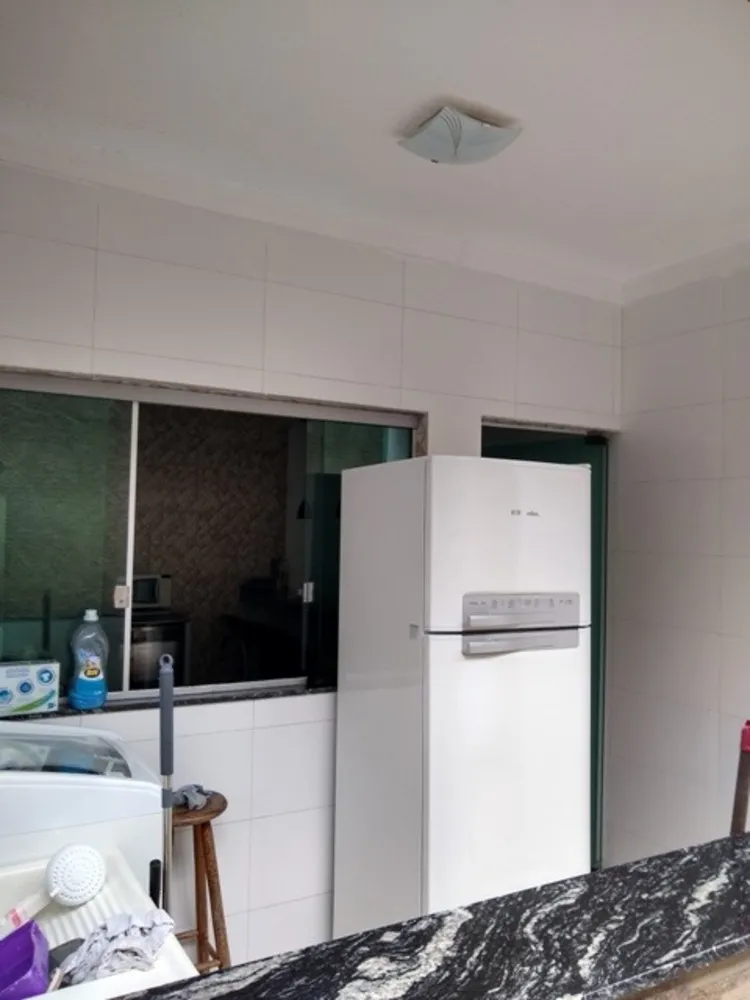 Casa, 4 quartos, 250 m² - Foto 1