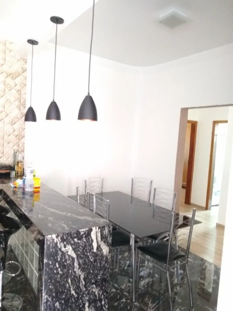 Casa, 4 quartos, 250 m² - Foto 8