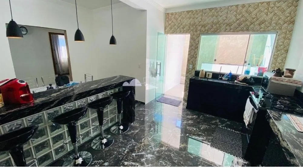Casa, 4 quartos, 250 m² - Foto 7