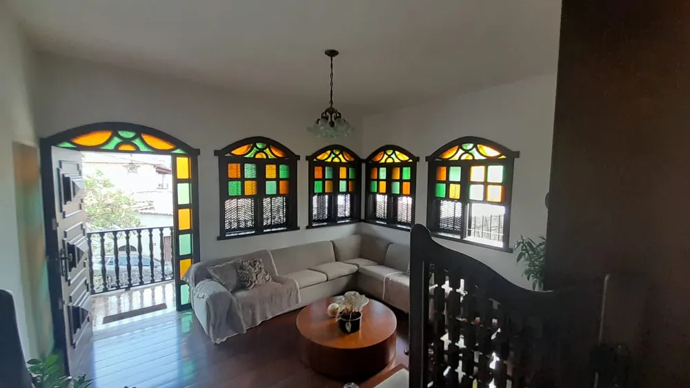 Casa, 6 quartos, 315 m² - Foto 1
