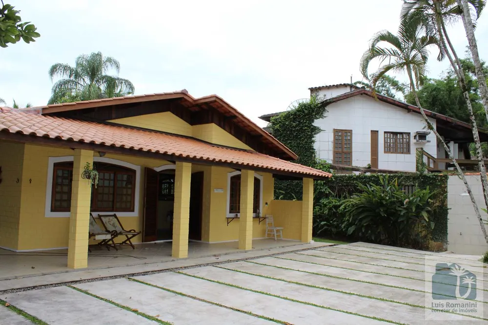 Casa, 5 quartos, 210 m² - Foto 1