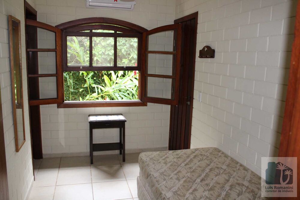 Casa para lancamento com 5 quartos, 210m² - Foto 1
