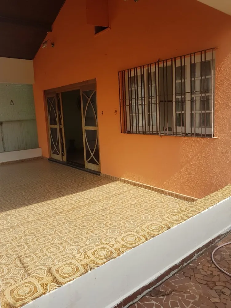 Casa, 3 quartos, 250 m² - Foto 2