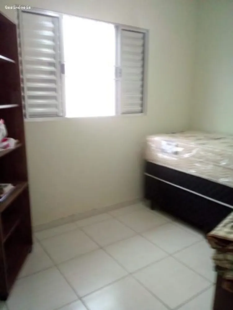Casa, 3 quartos, 68 m² - Foto 2