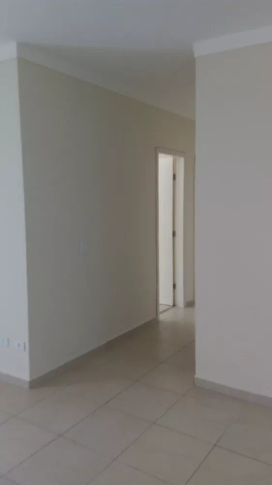 Apartamento para alugar com 2 quartos, 77m² - Foto 3