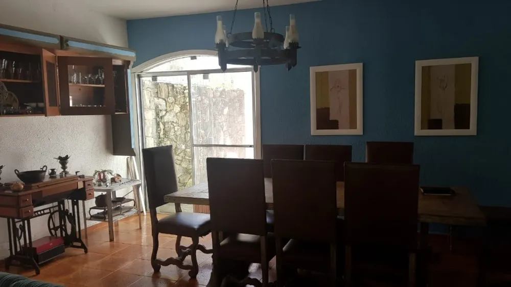 Casa, 4 quartos, 240 m² - Foto 3