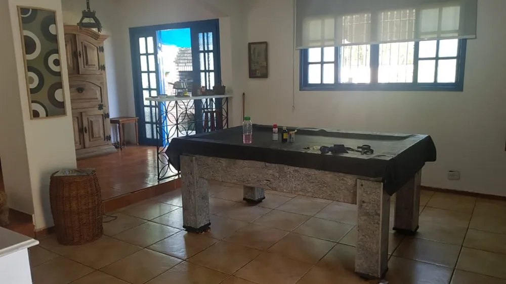 Casa, 4 quartos, 240 m² - Foto 2