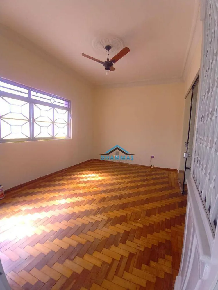 Casa, 3 quartos, 240 m² - Foto 3