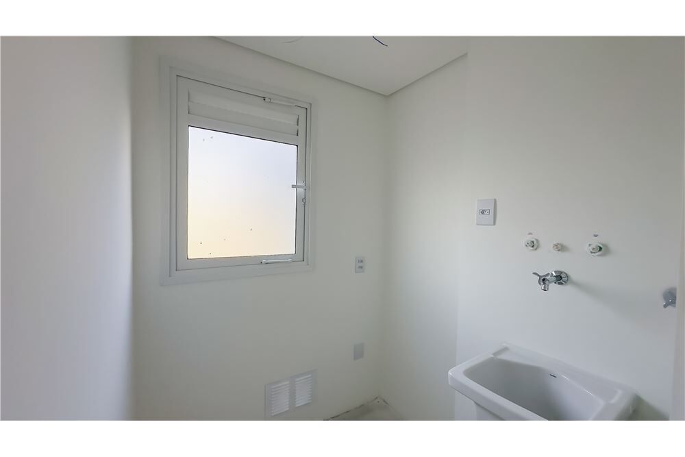 Apartamento à venda com 1 quarto, 43m² - Foto 4