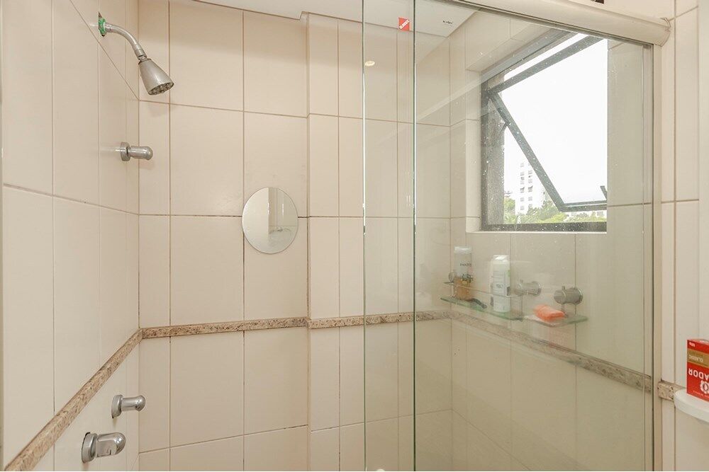 Apartamento à venda com 2 quartos, 79m² - Foto 3